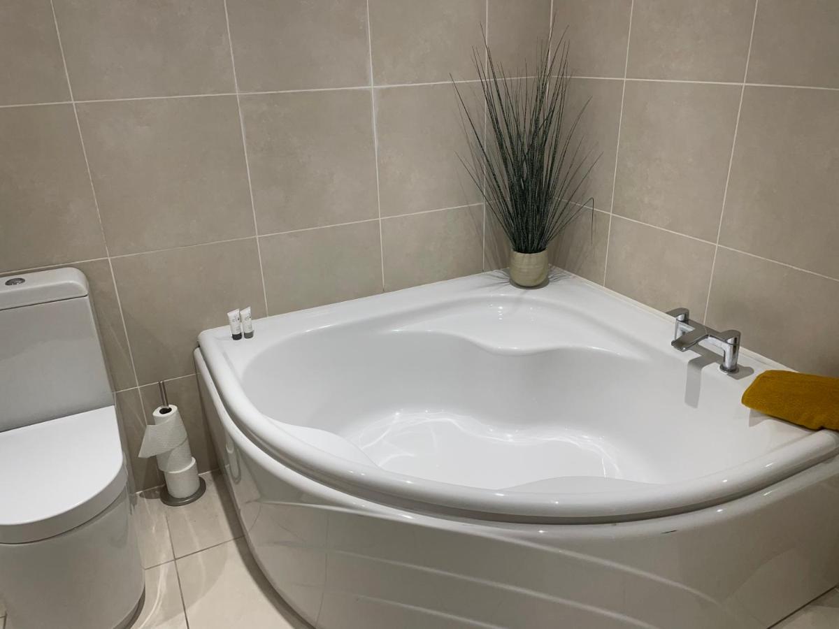 Hot Numbers Apartment Cambridge  Ngoại thất bức ảnh