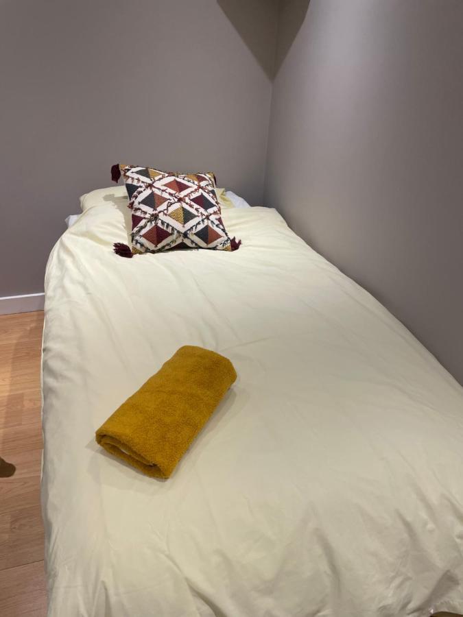 Hot Numbers Apartment Cambridge  Ngoại thất bức ảnh